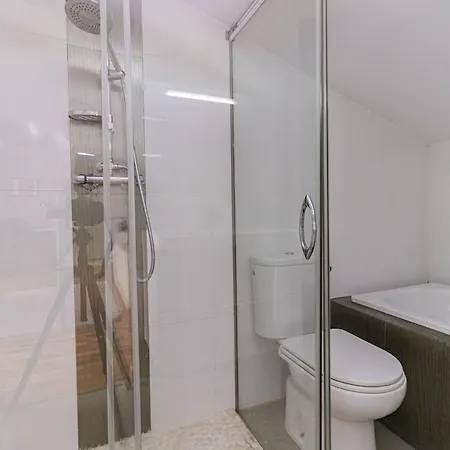 Stylish Duplex In The Heart Of *